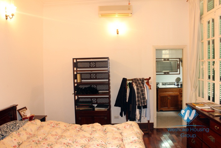High quality house with 4 bedrooms and 4 bathrooms for rent in Westlake, Tay Ho, Hanoi